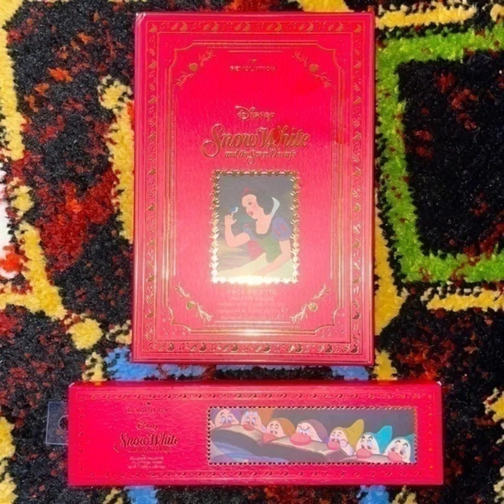 I Heart Revolution BUNDLE Disney Snow White Face Palette Eye Shadow Limited Ed